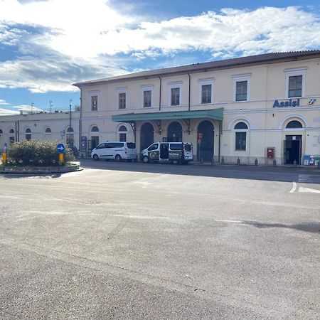 Modern House With Courtyard And Parking - Assisi Villa Santa Maria Degli Angeli  Exterior foto