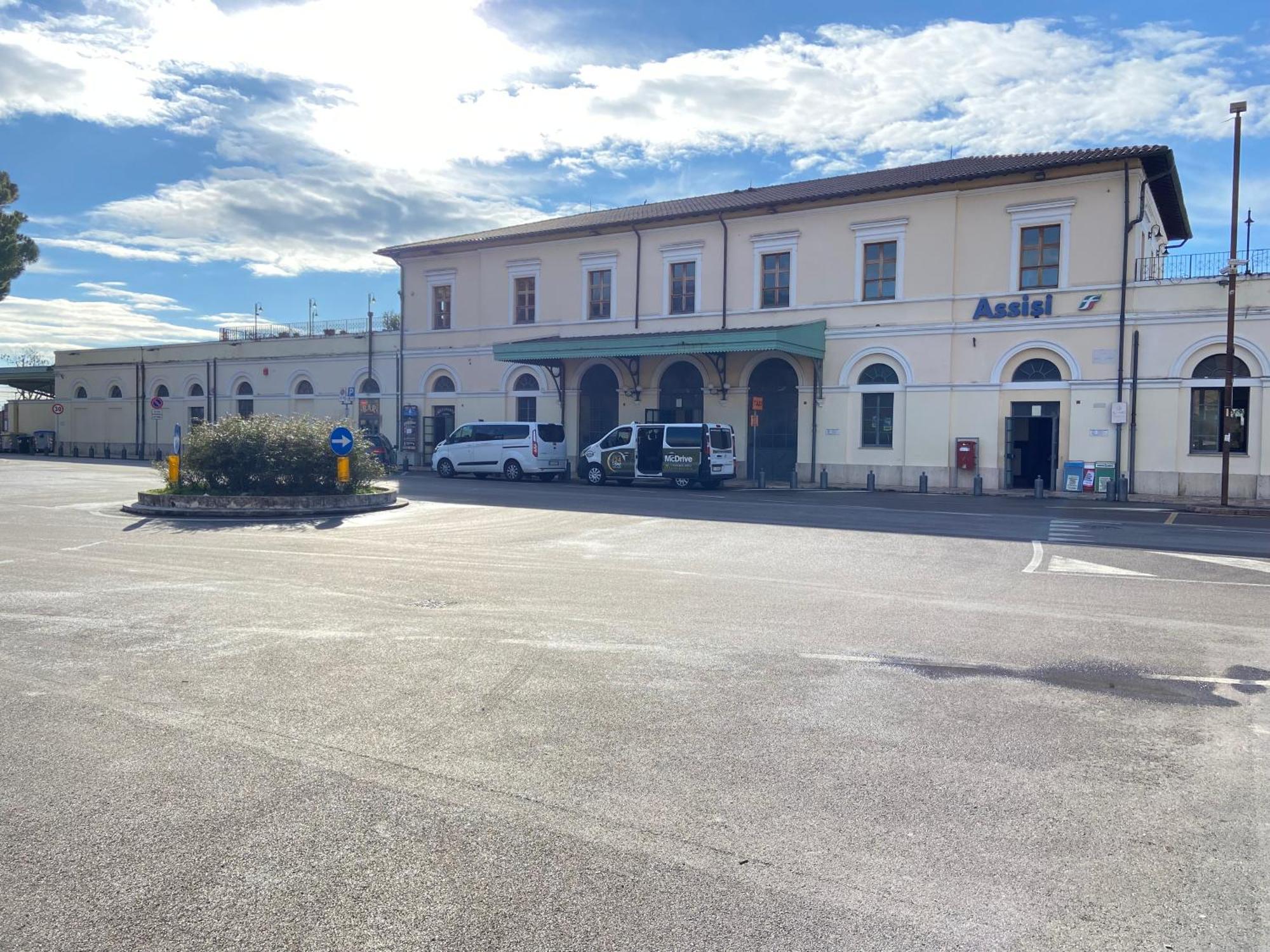 Modern House With Courtyard And Parking - Assisi Villa Santa Maria Degli Angeli  Exterior foto